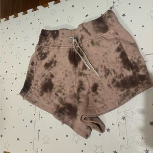 Lululemon inner glow high rise shorts size 2